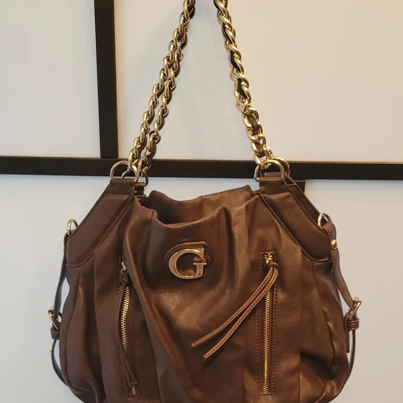 Brown top guess purse